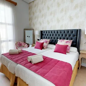 https://hostal-boutique-la-espanola-by-bossh-hotels.es-andalucia.com